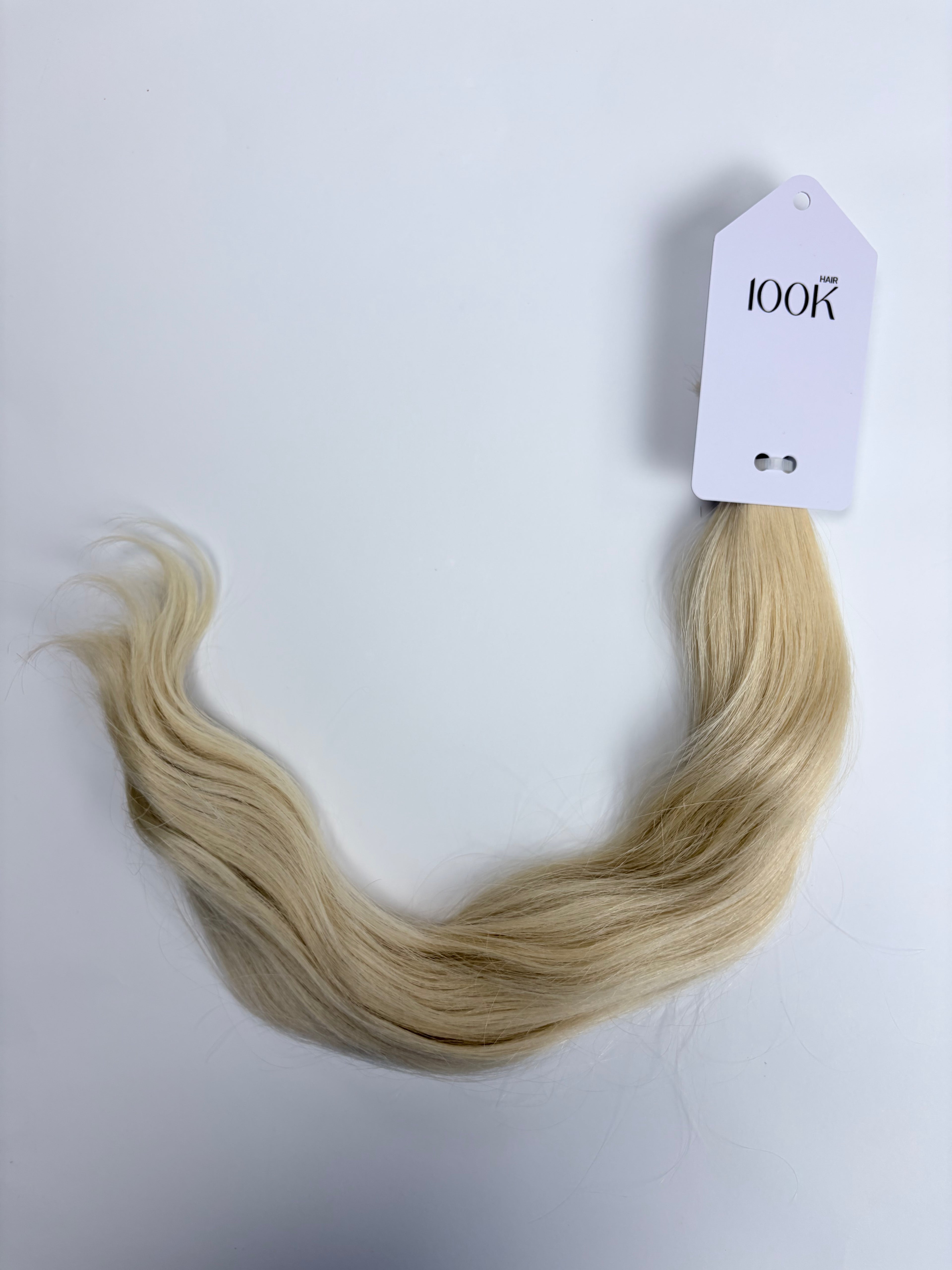 Włosy premium+ — Odcień 11.0 — Fala